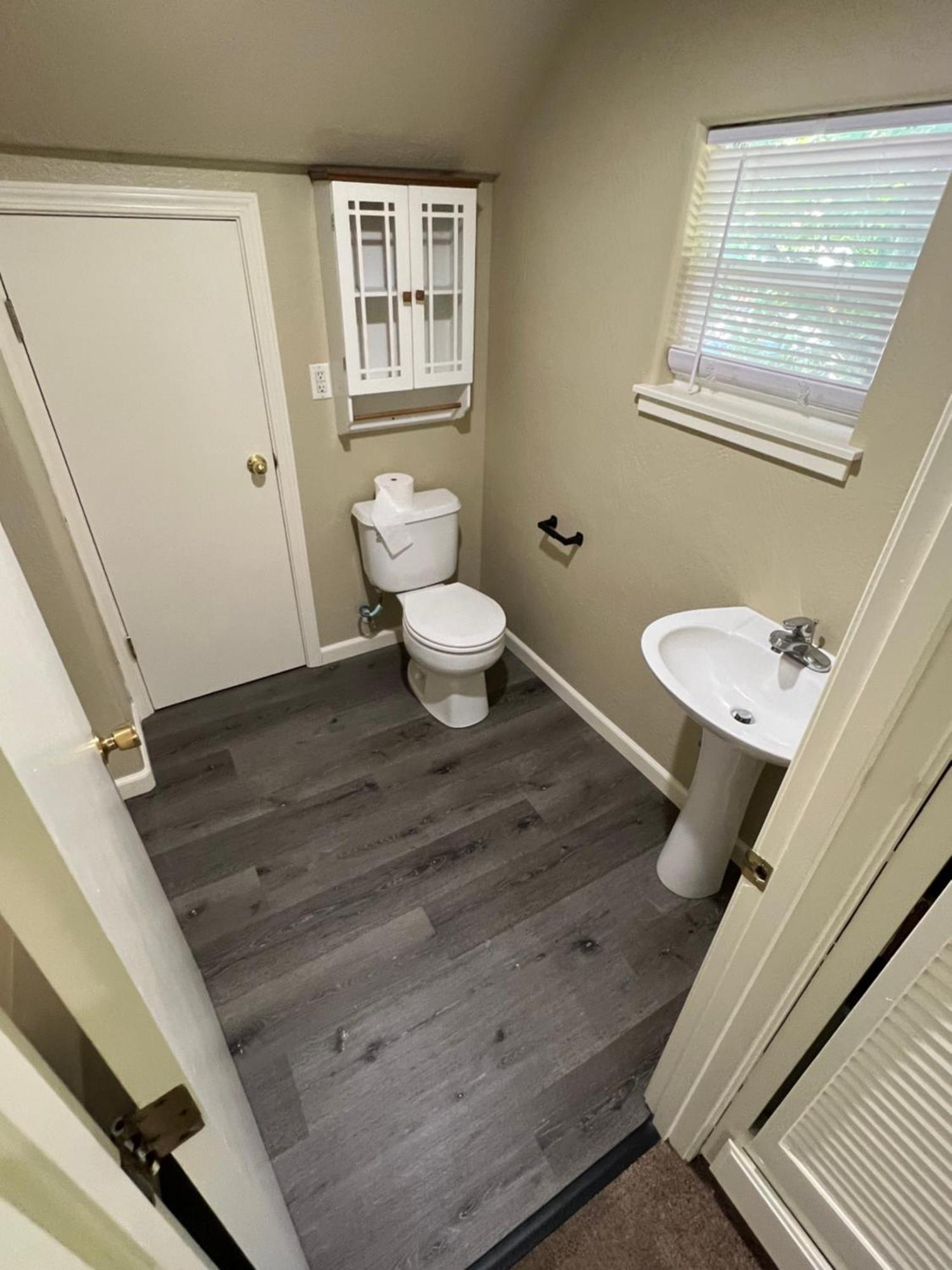 Near Downtown- Kitchen-Washerdryer-Parking Medford Exterior photo