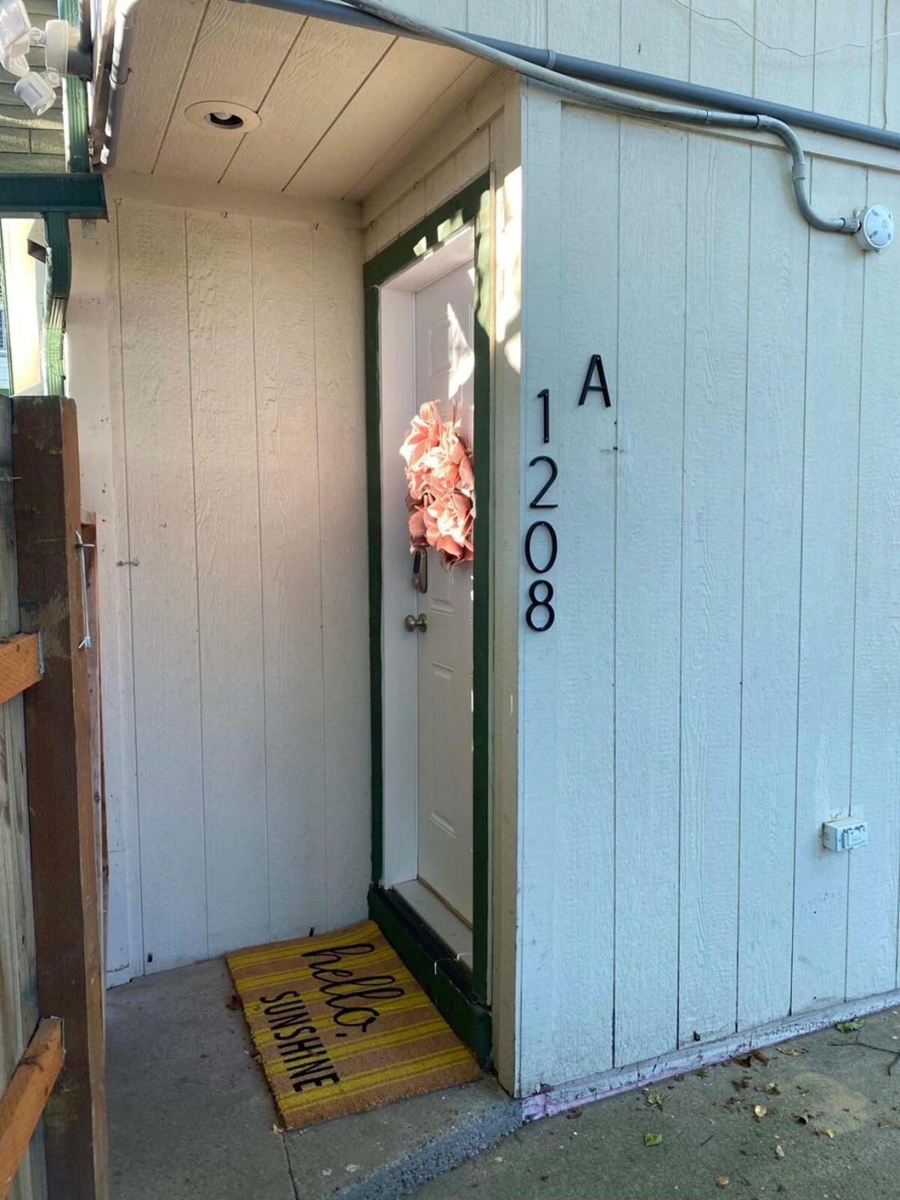 Near Downtown- Kitchen-Washerdryer-Parking Medford Exterior photo
