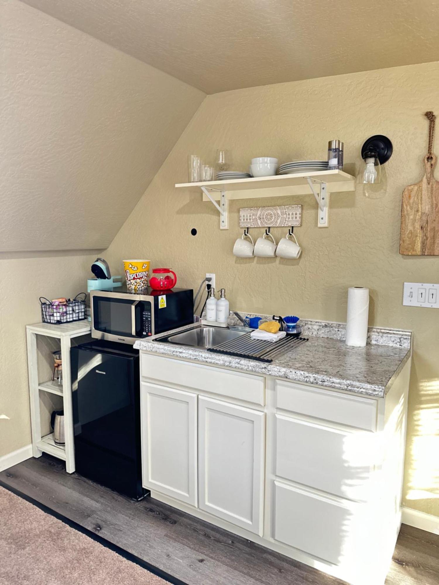 Near Downtown- Kitchen-Washerdryer-Parking Medford Exterior photo